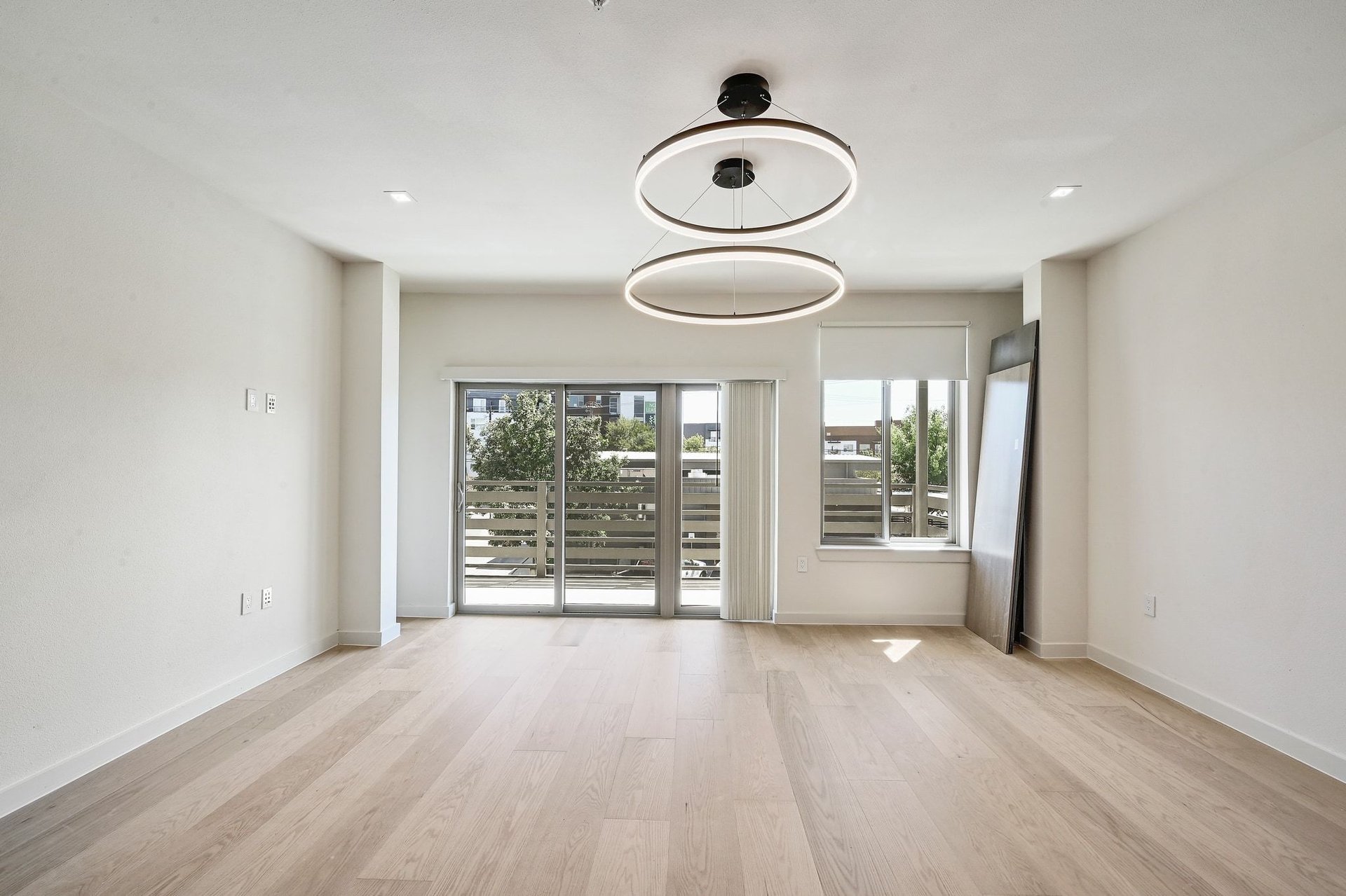 3600 S Lamar Blvd #202