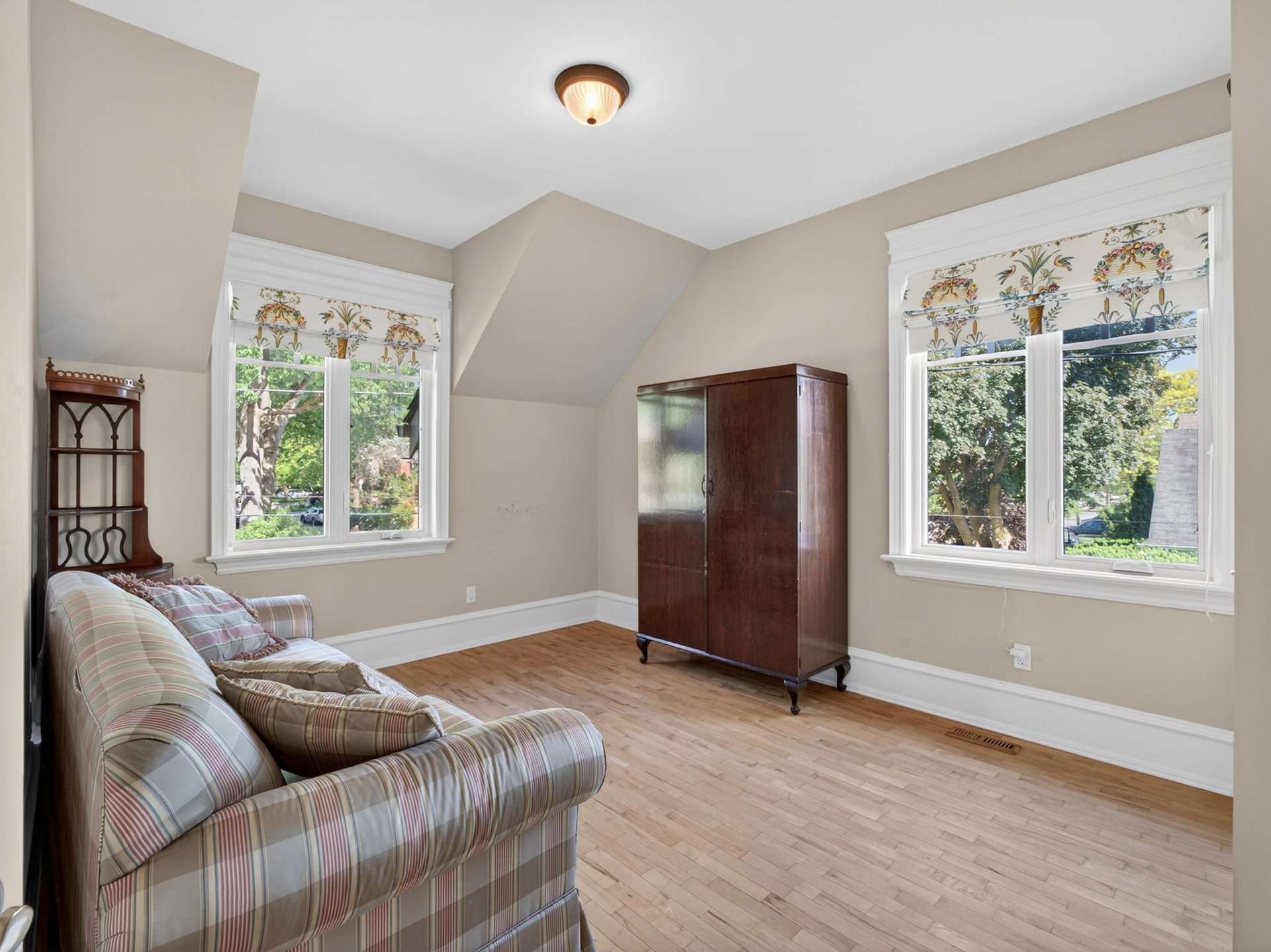 SOLD: Tranquil Urban Oasis