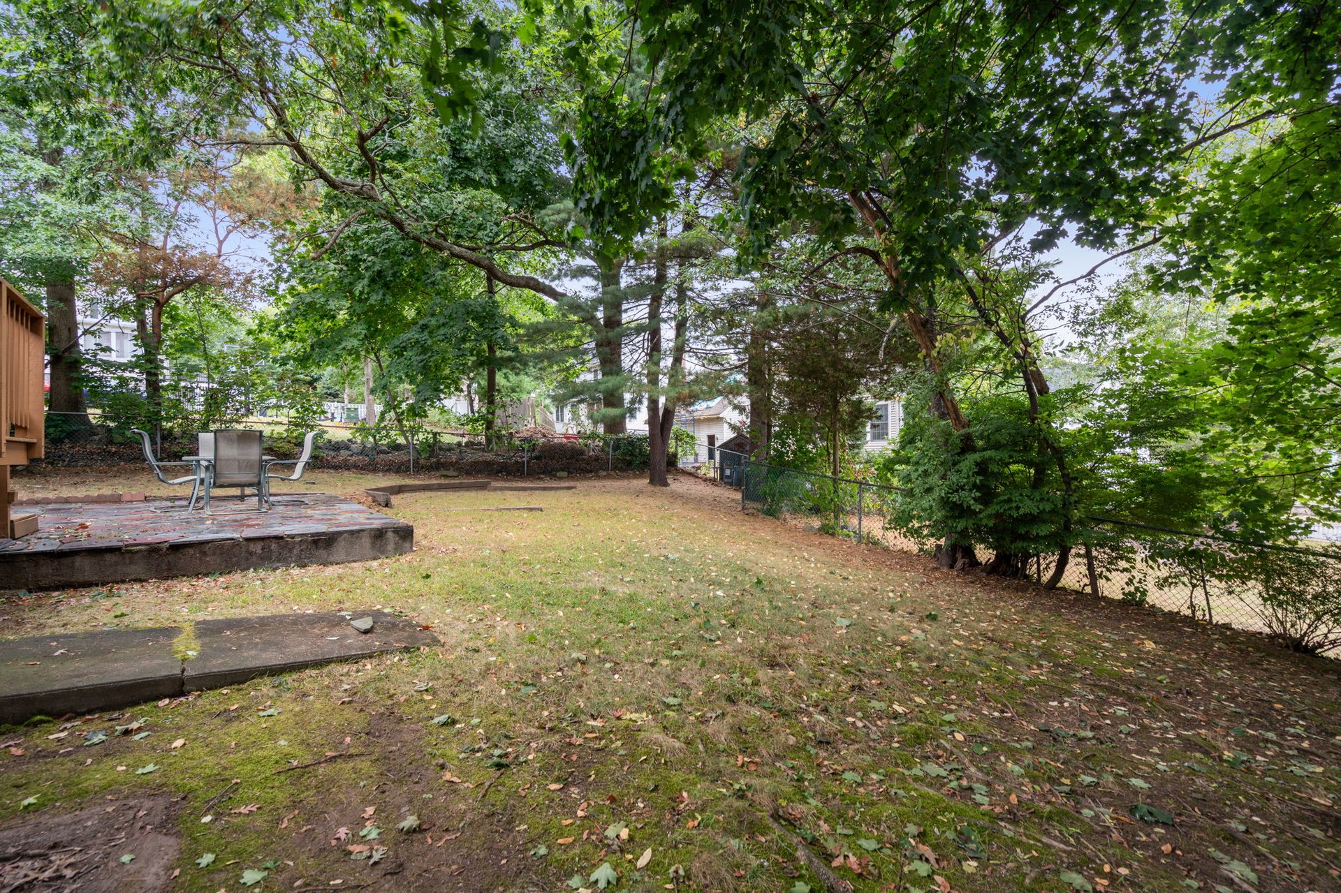 144 Plymouth Ave