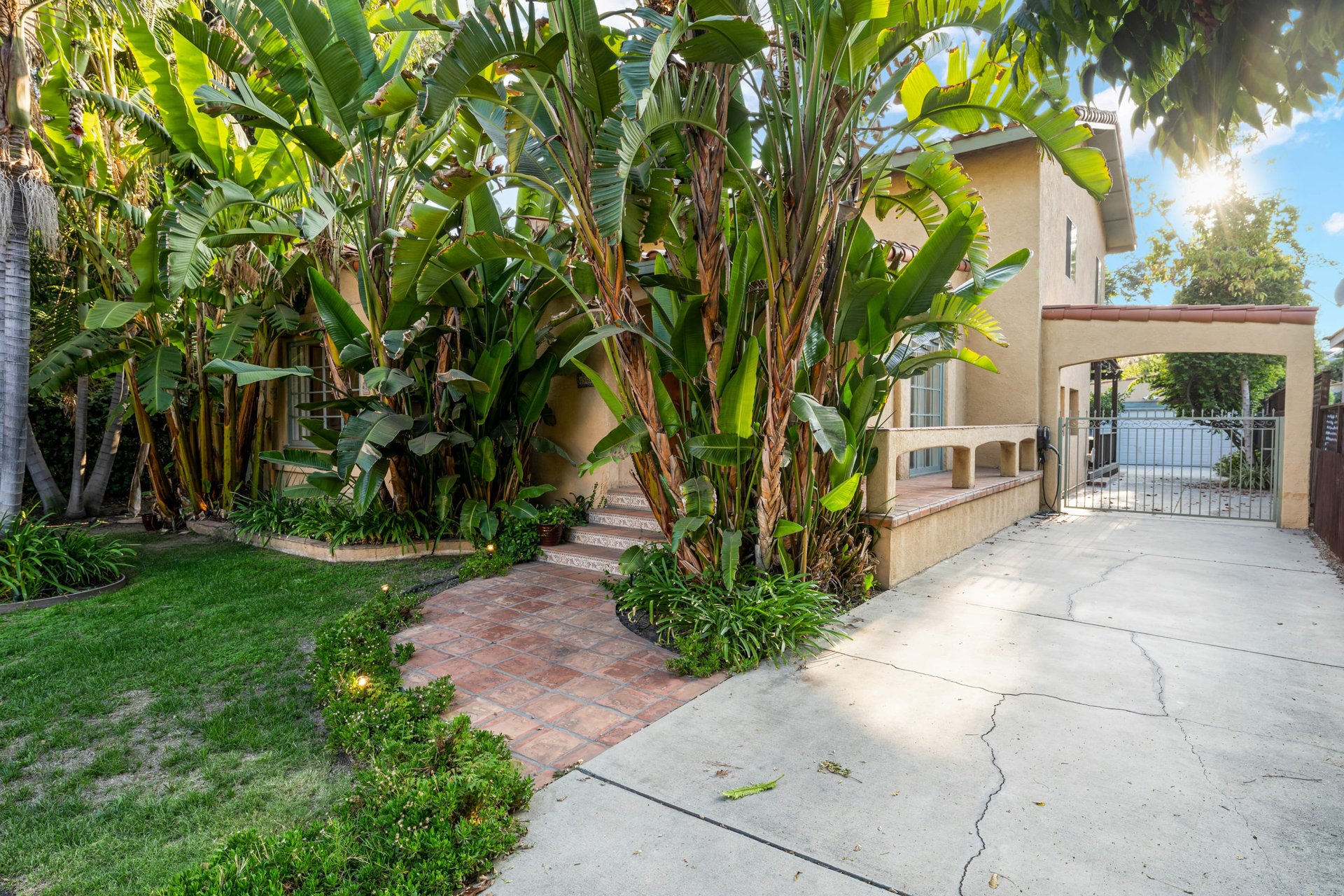 4545 Talofa Ave, Toluca Lake