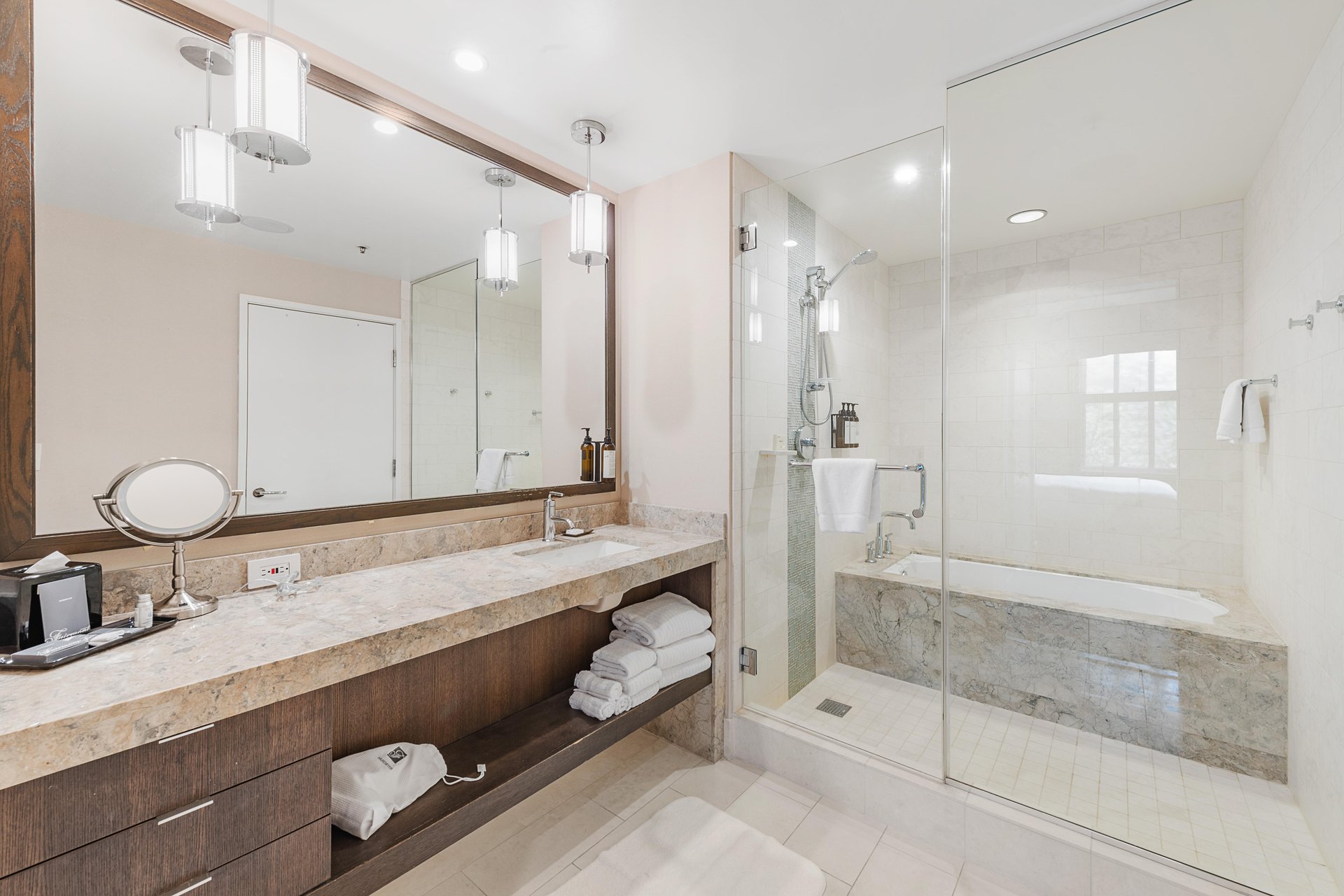 Fairmont Heritage Place - Luxury San Francisco 