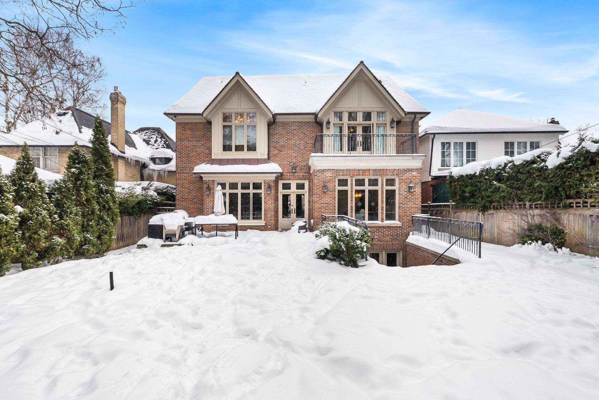 SOLD: Architectural Pedigree