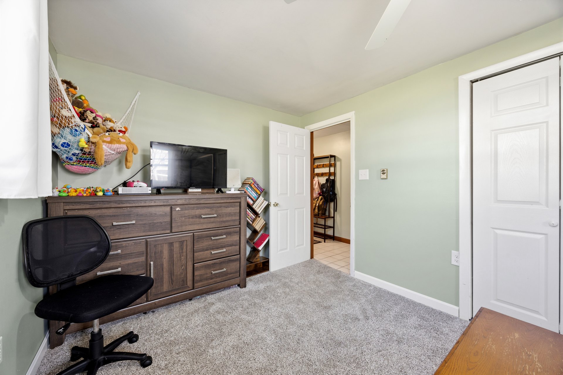 134 Ell Pond Road