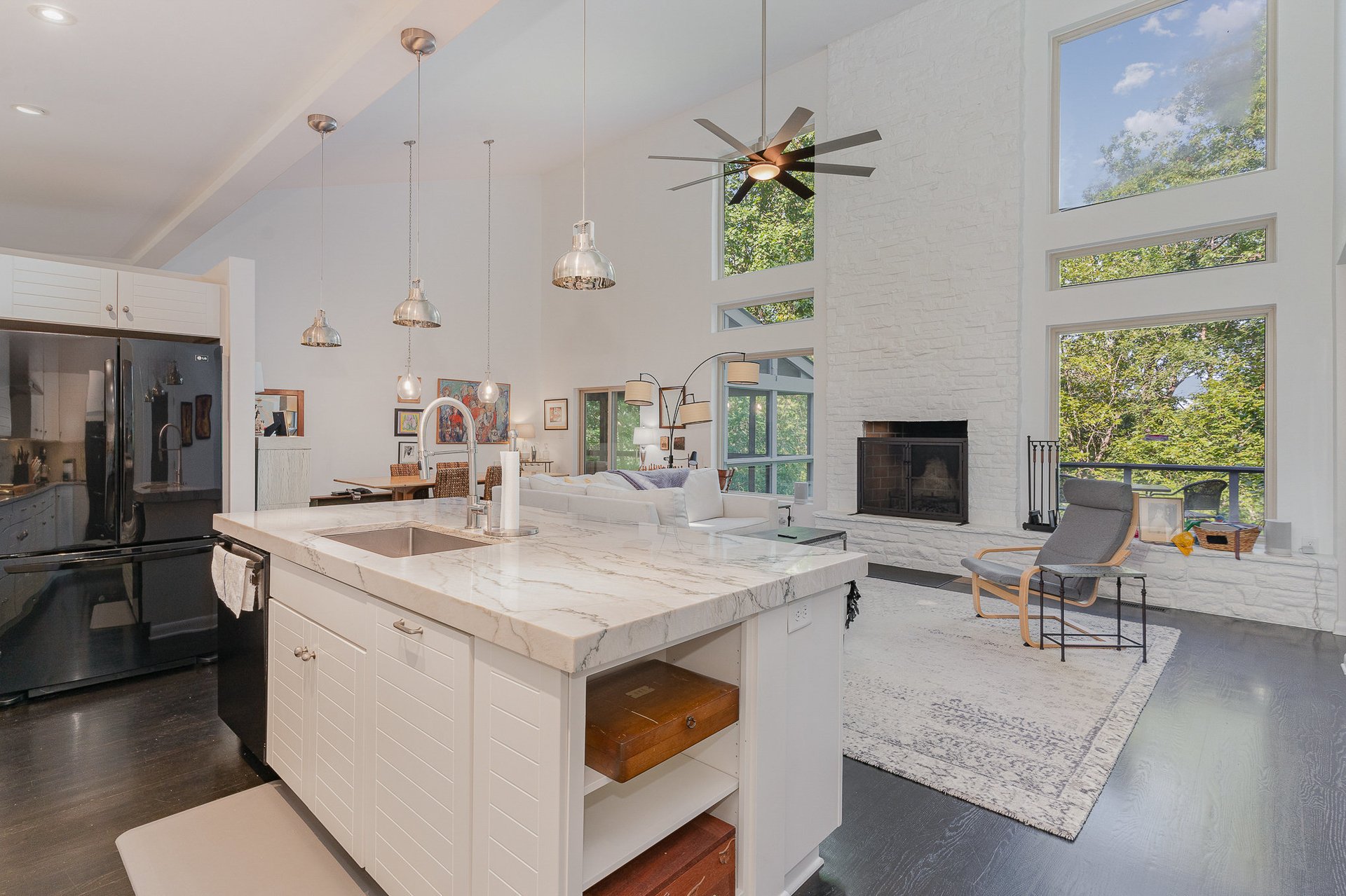 Modern, 4 Bedroom House near UNC