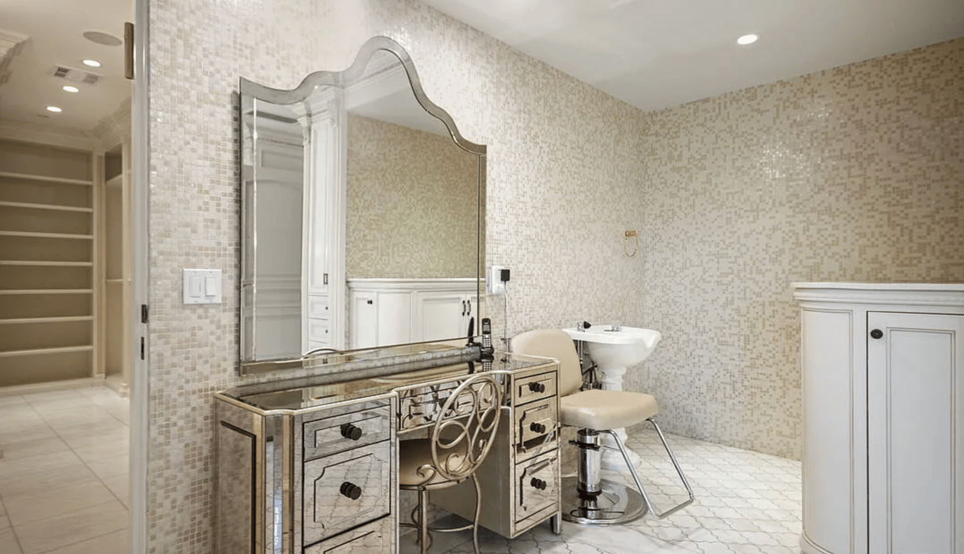Mediterannean Haven, Lexington Road, 90210