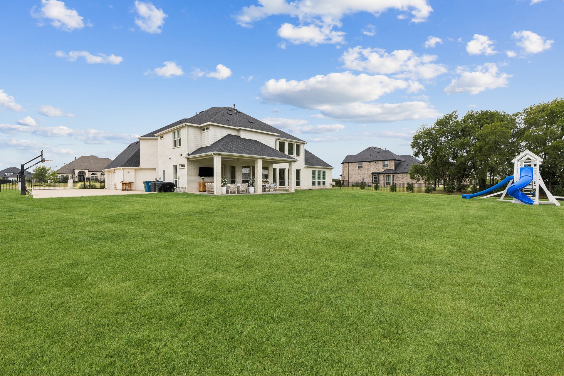 4909 Whisper Drive