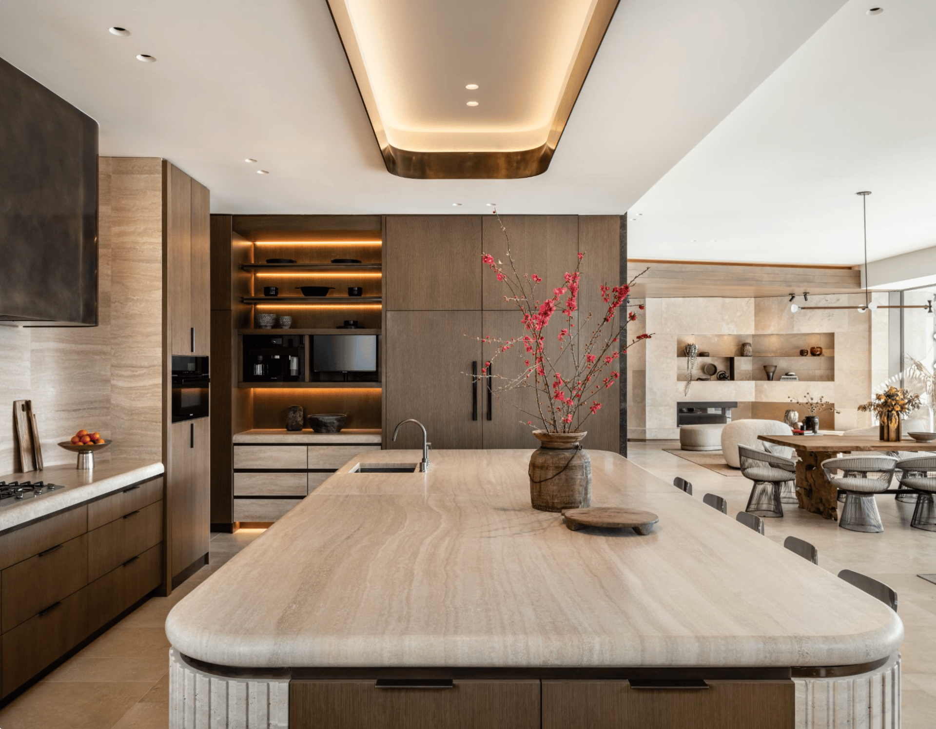 Travertine Renown, Stradella Road, 90077