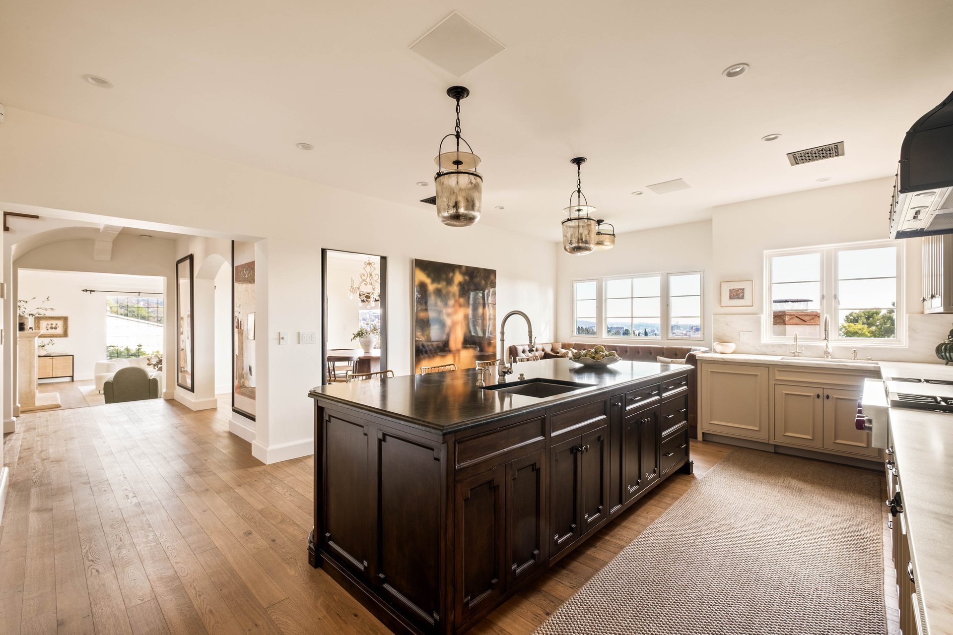 7020 La Presa Dr, Hollywood Hills