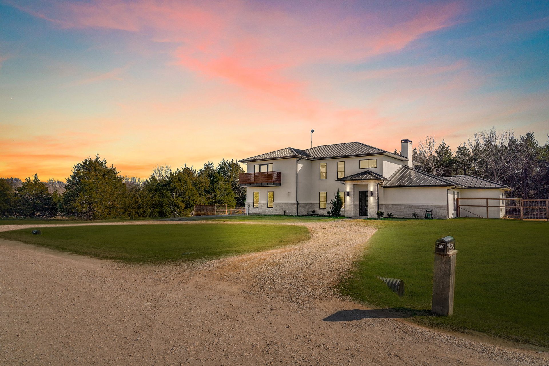 320 County Road 4921