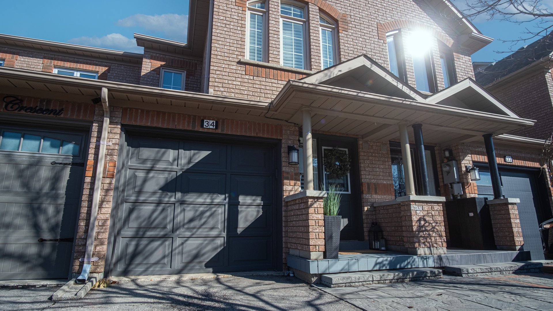 34 Tania Cres
