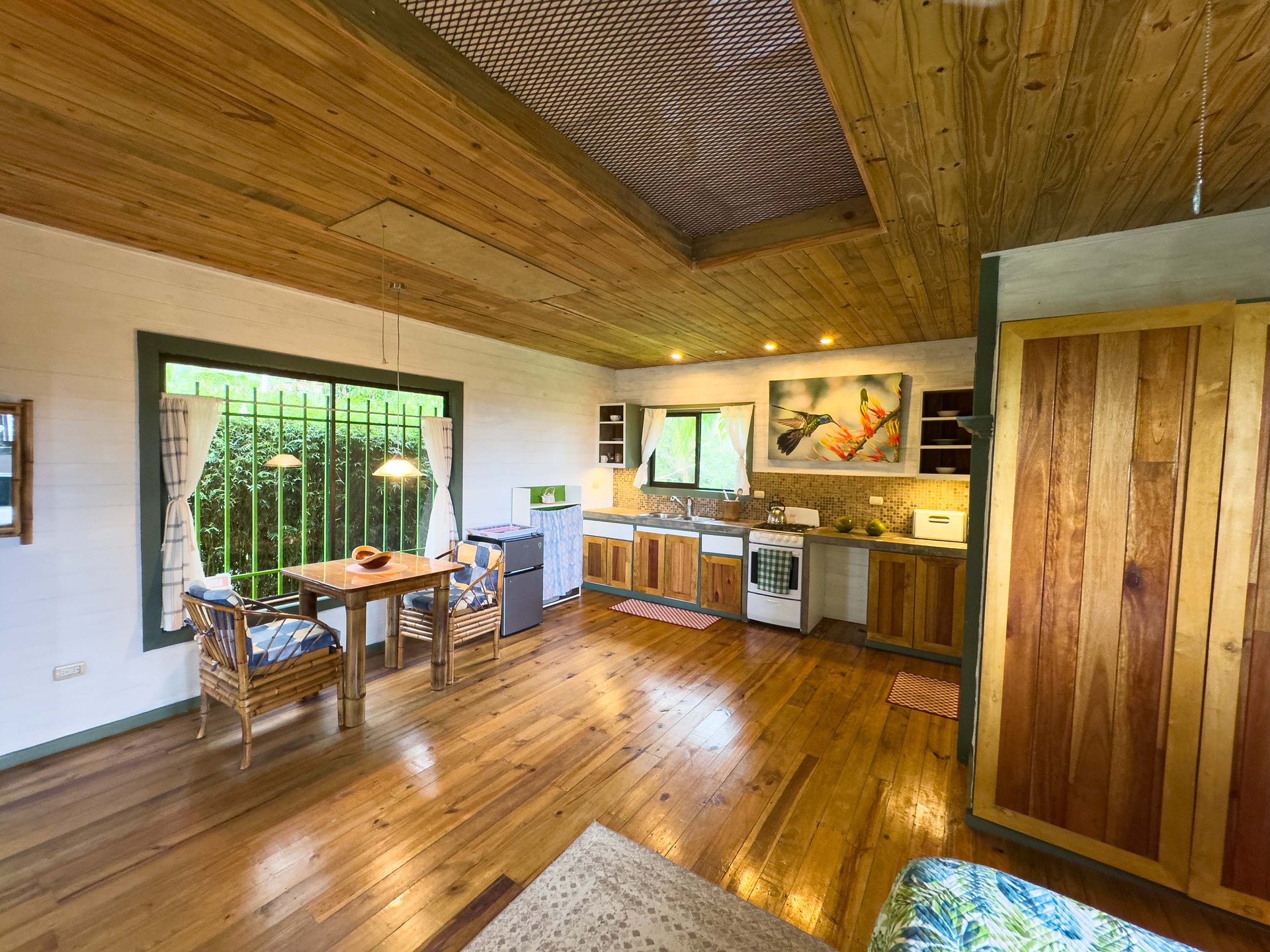 Tinamastes Eco Orchard | Creekside 2BR Home + Studio Casita