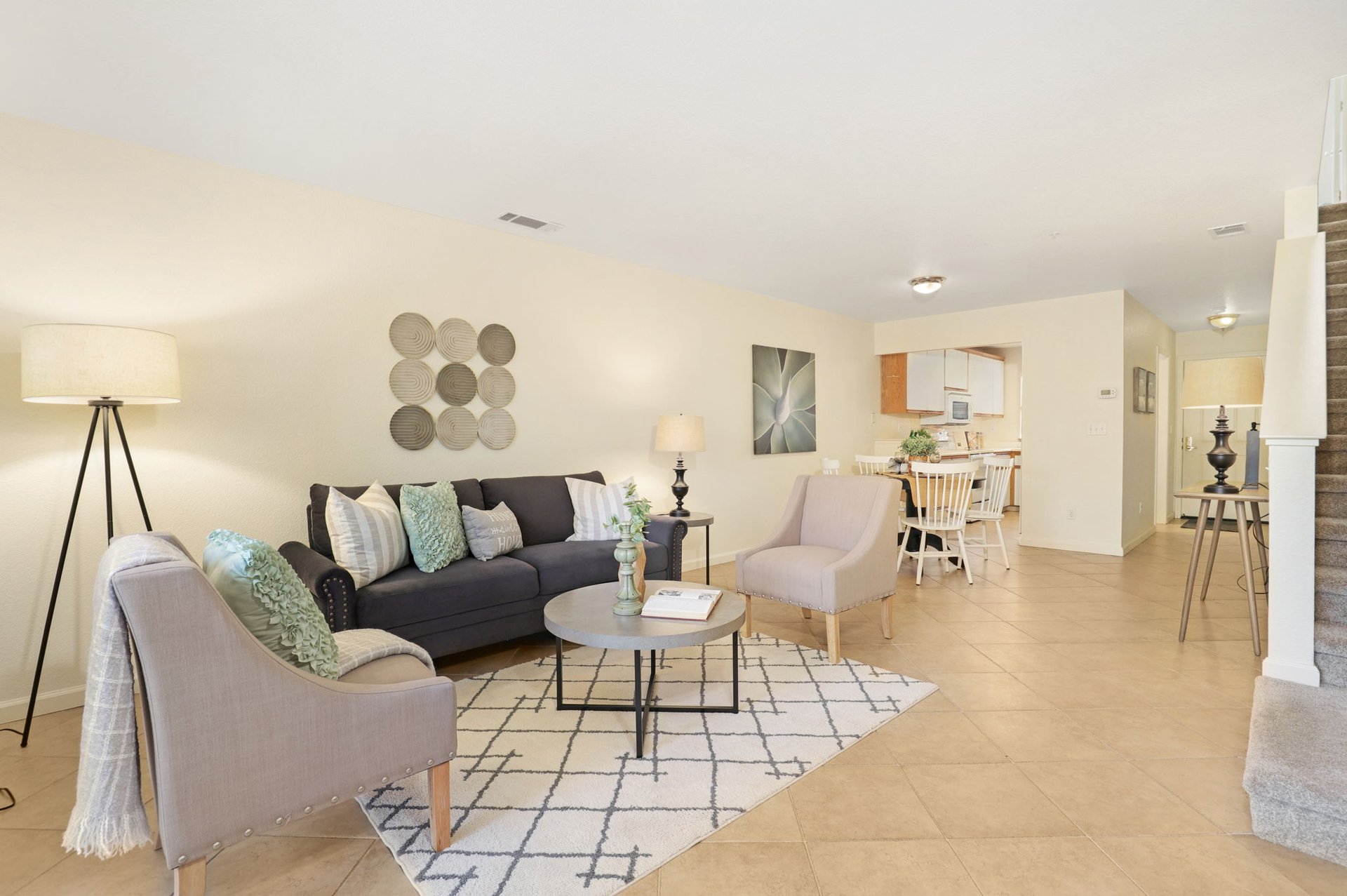 2582 Oak Rd. #217, Walnut Creek