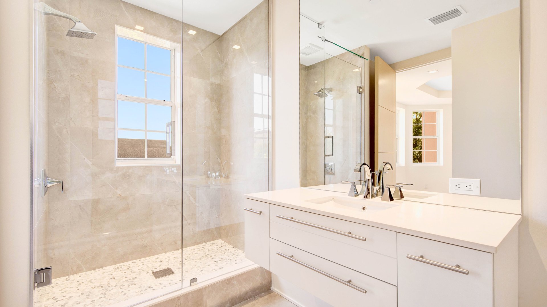 147 S Interlachen Ave Unit 301