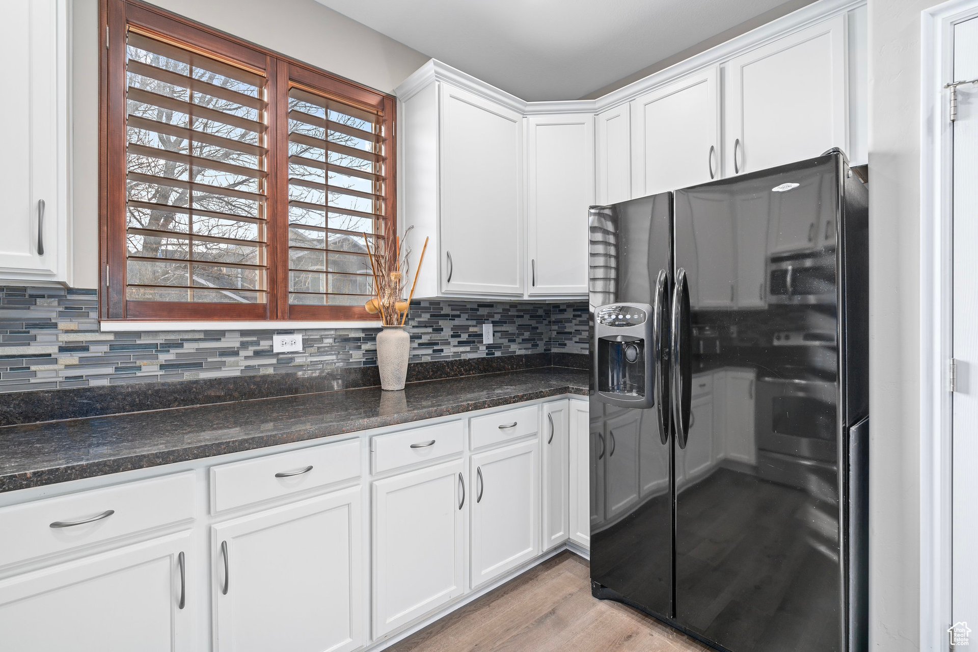 872 W Berkeley Dr