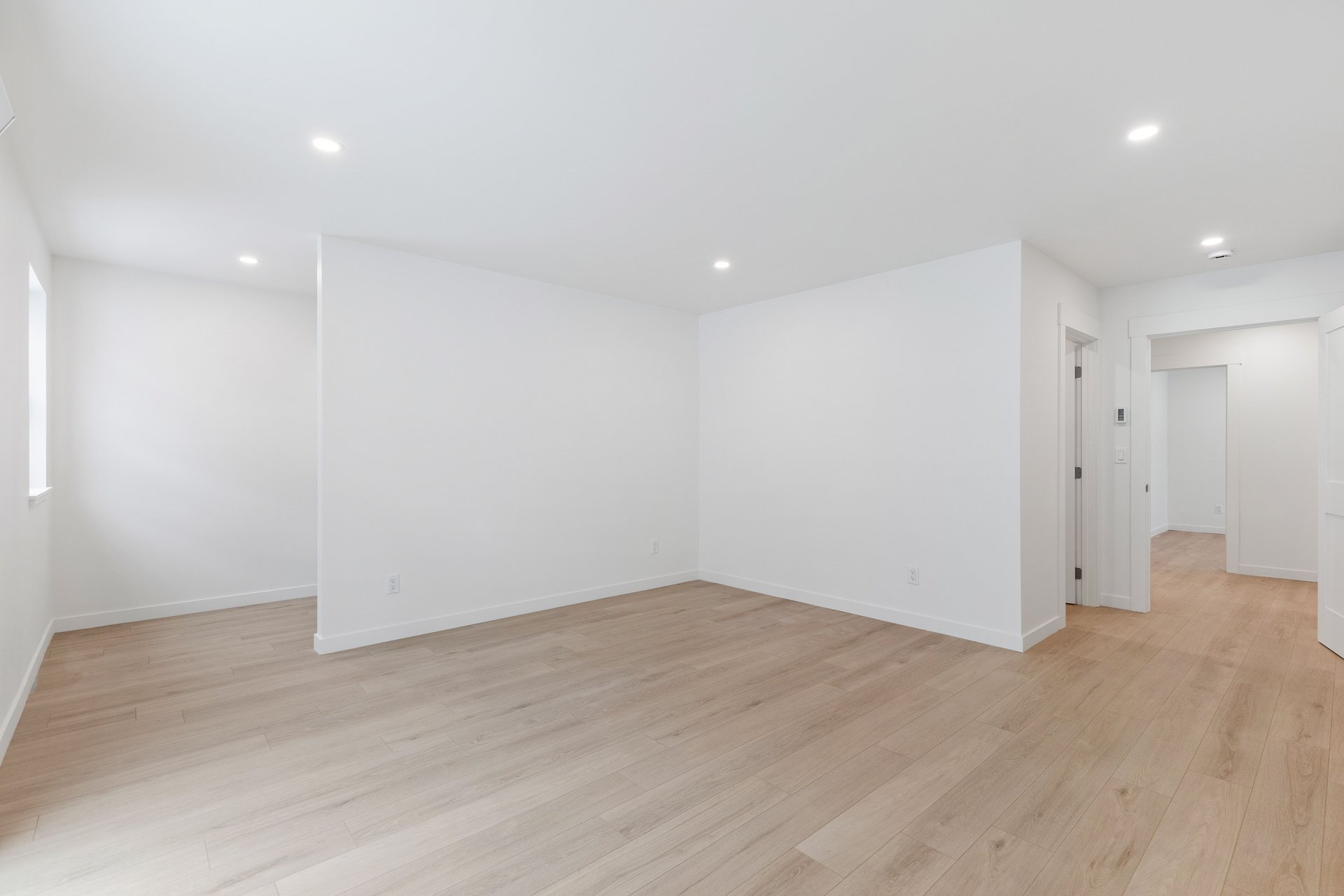 190 MEADOW RIDGE Drive