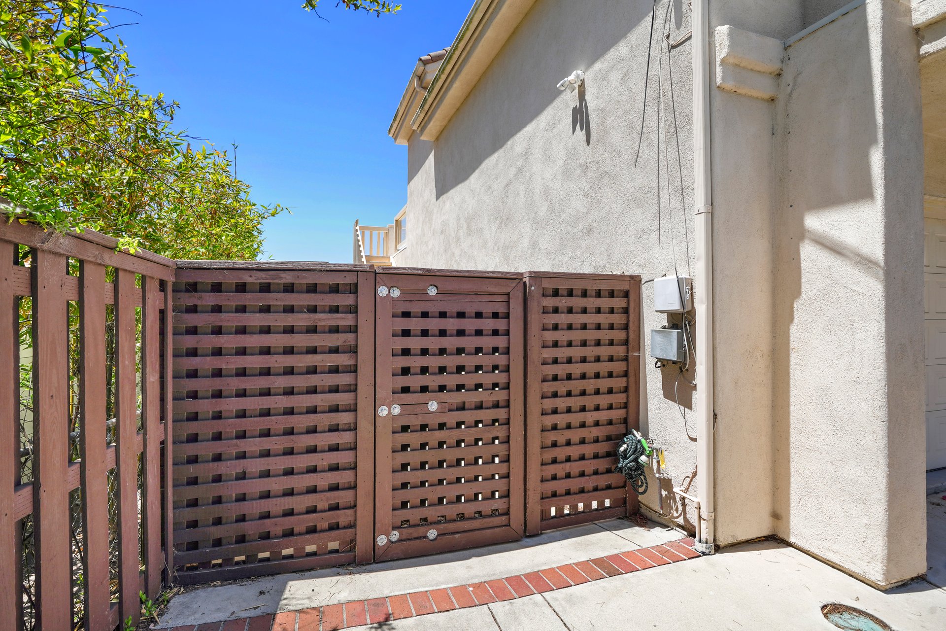 Malibu Guest House For Lease