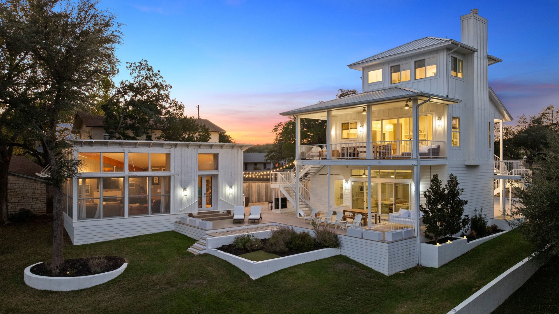 1209 Edgewater Drive