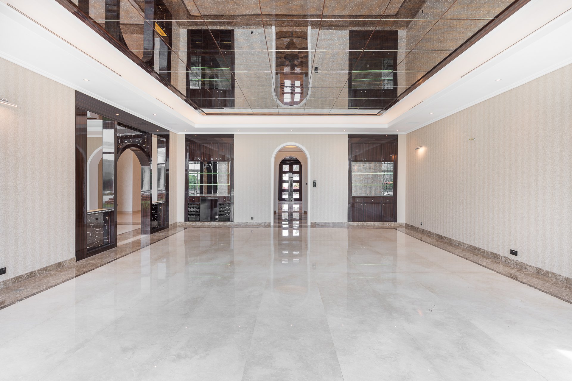 Emirates Hills Villa 