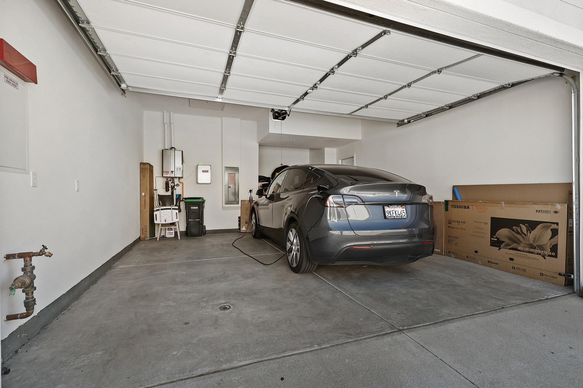 888 Sunrise Road