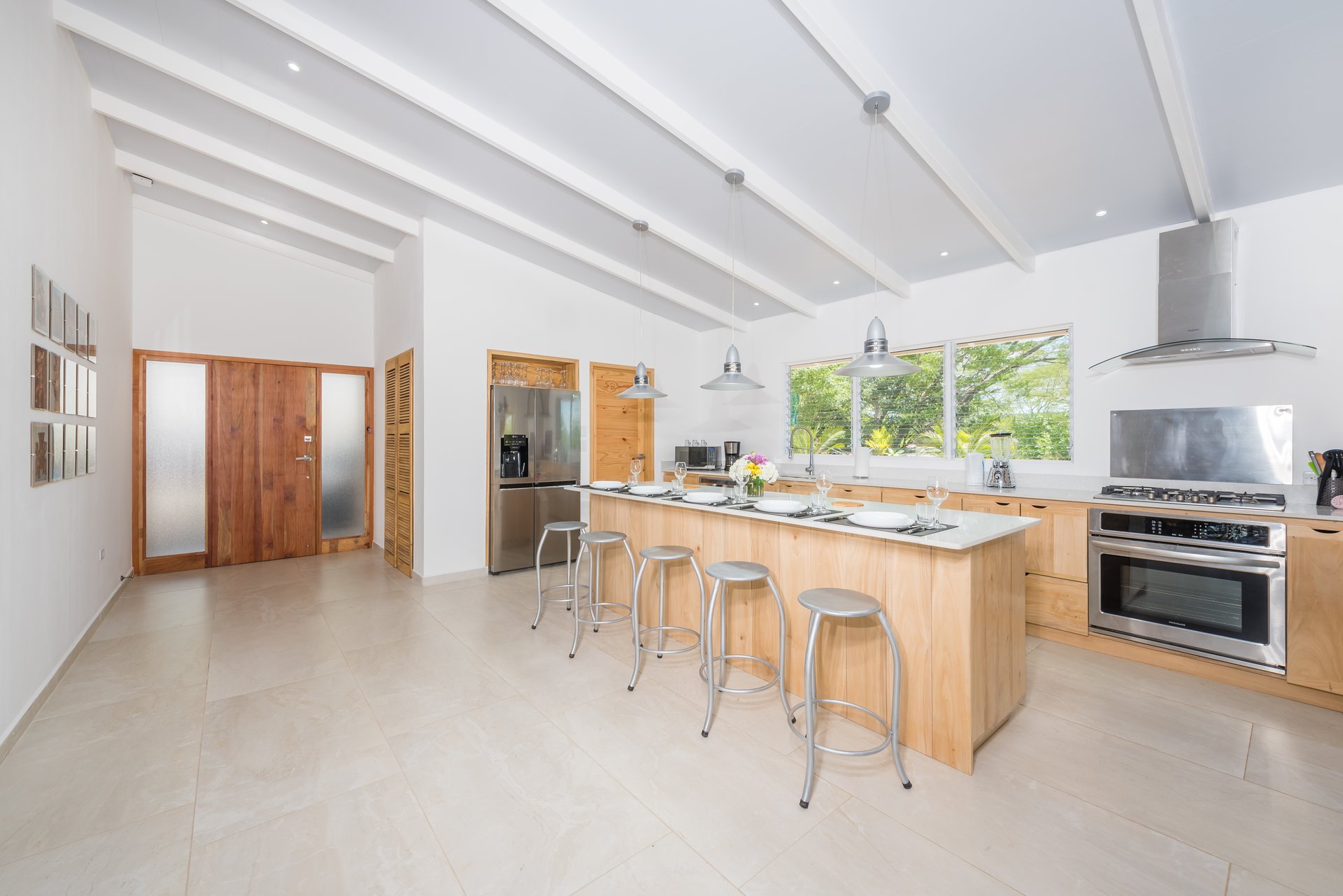 V-Lokamar Corona 1 | Exclusive 5-Bedroom Villa with Panoramic Pacific Ocean Views in Playa Grande