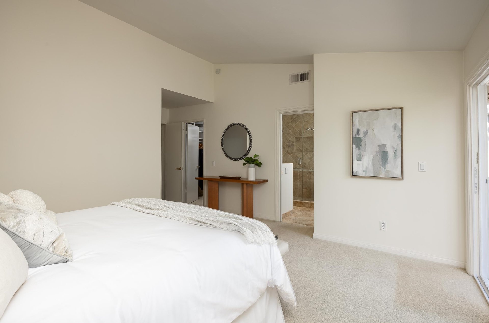 17205 Vendor Pl