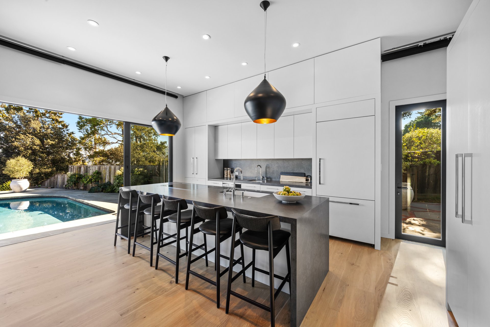 Stunning Contemporary Renovation