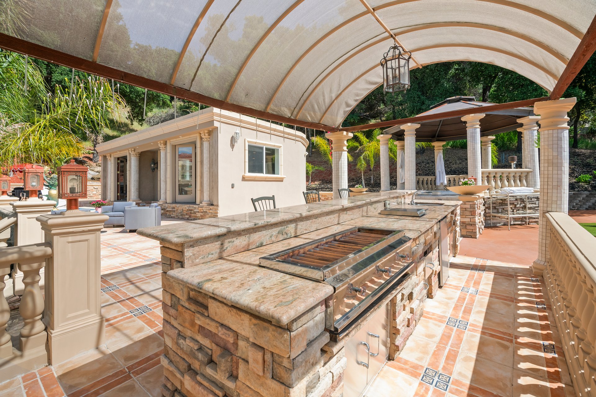 16840 Cypress Way
