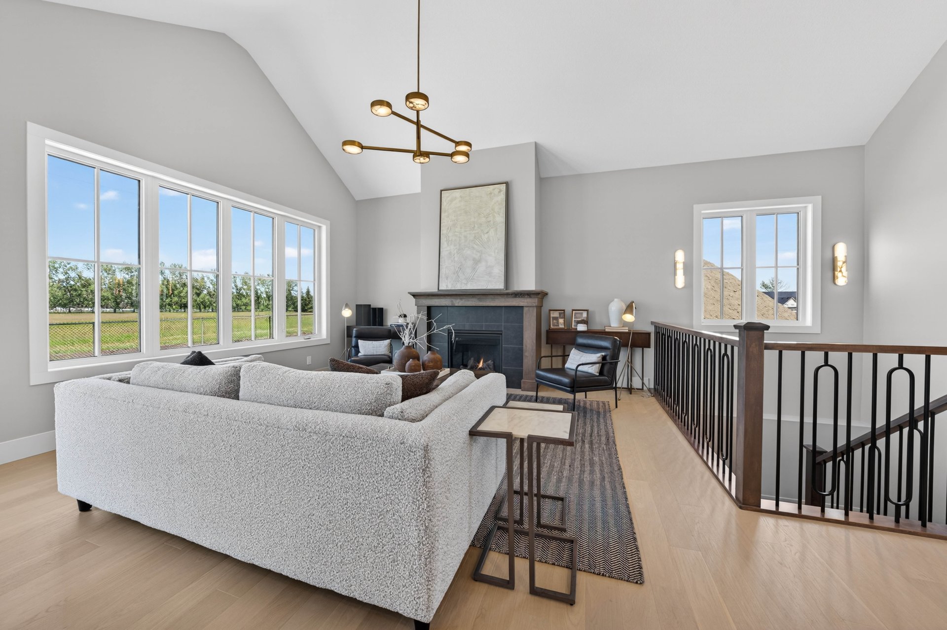 514 Pine Creek Ridge
