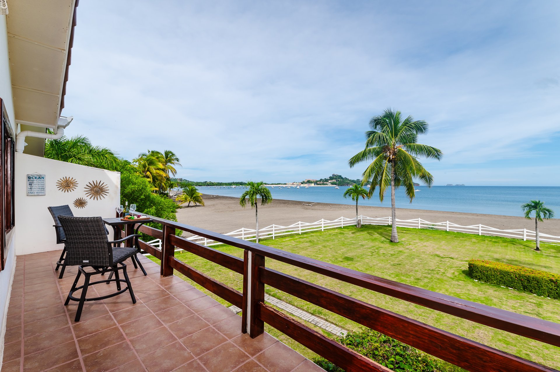 Pacific Beach 4 | Adorable 2 Bedroom 2 Bathroom Beachfront Condo in Playa Potrero!