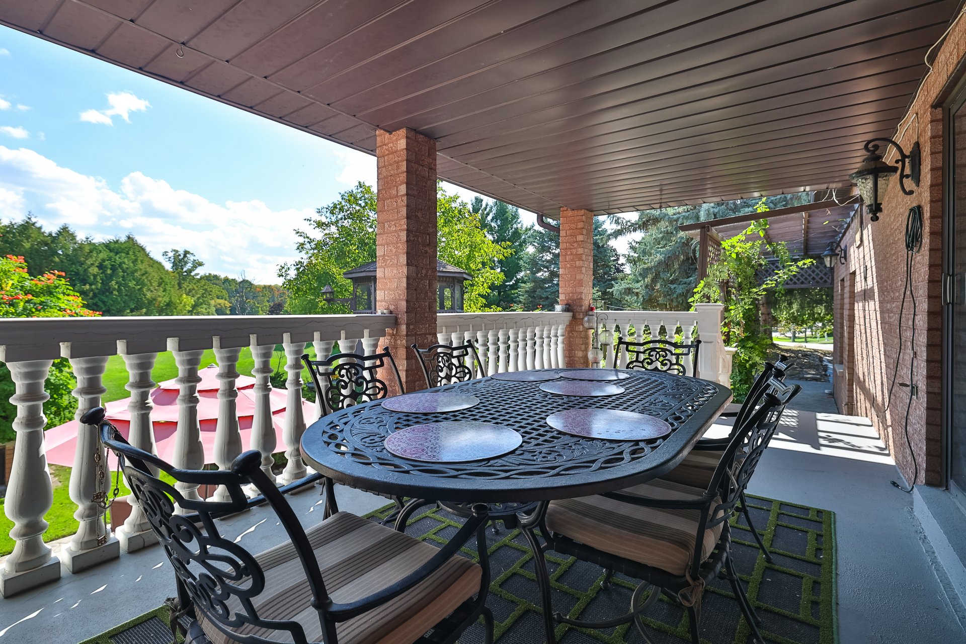 SOLD: Magnificent Estate 