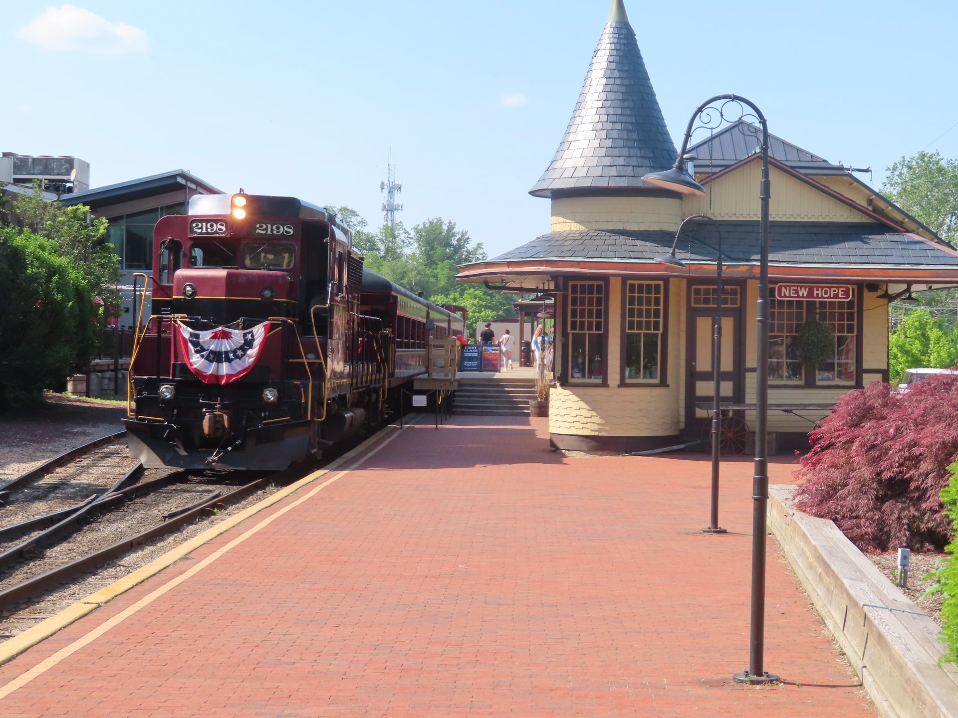 new-hope-04-may-2022-nh-i-rr-no-2198-at-new-hope-station-penns.jpg