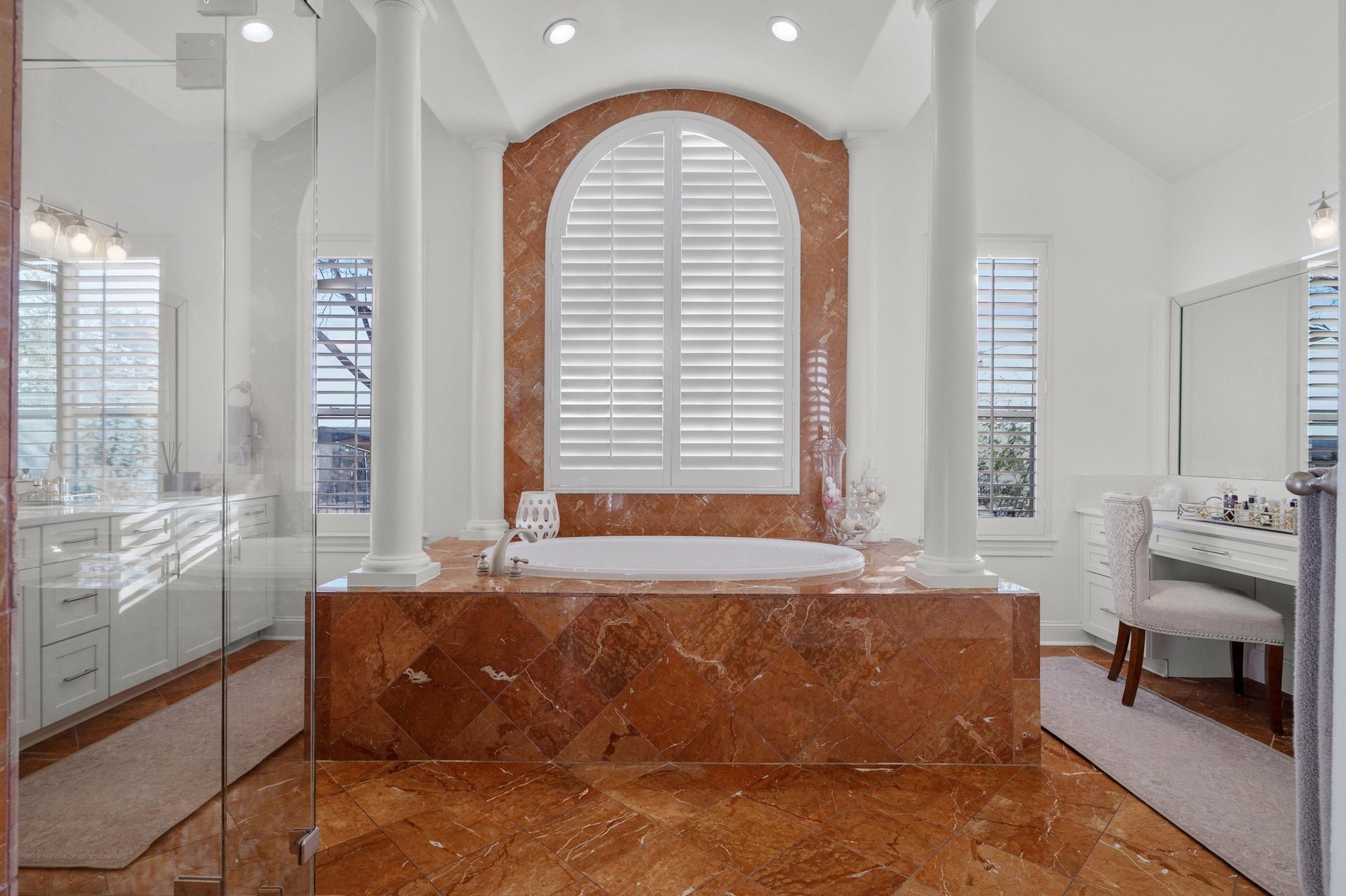 11208 Woodland Hills Trl