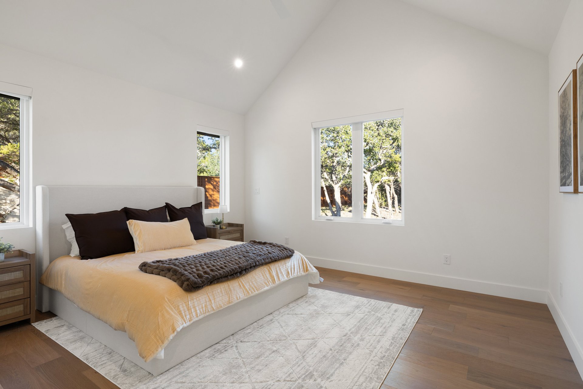 The Pearl of Fitzhugh Place