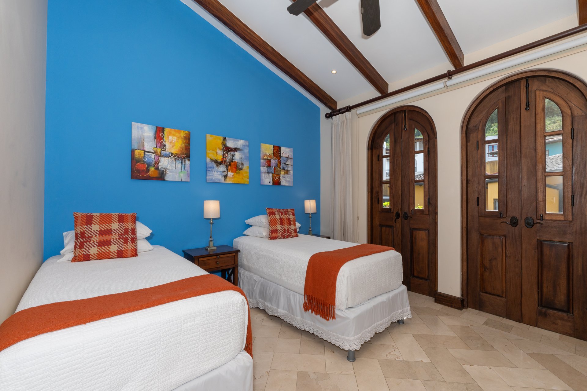 36 Plaza Carlota | Elegant Rooftop Flat with Ocean & Mountain Views in Downtown Las Catalinas