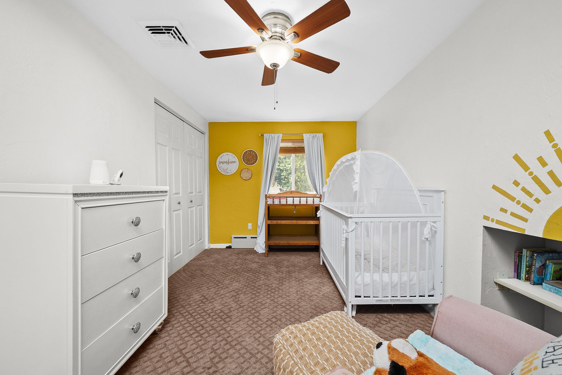 615 Lincoln Ave, Carnegie PA 15106