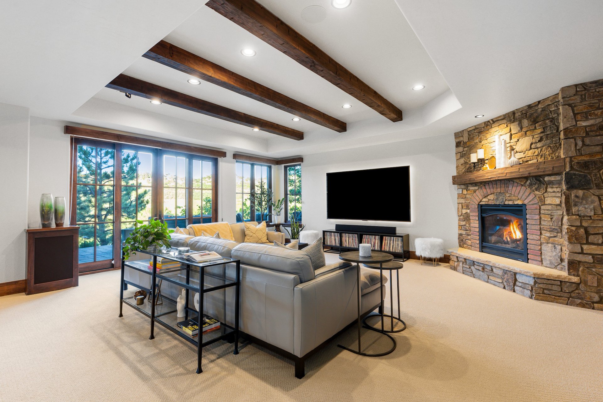 7208 Raphael Lane