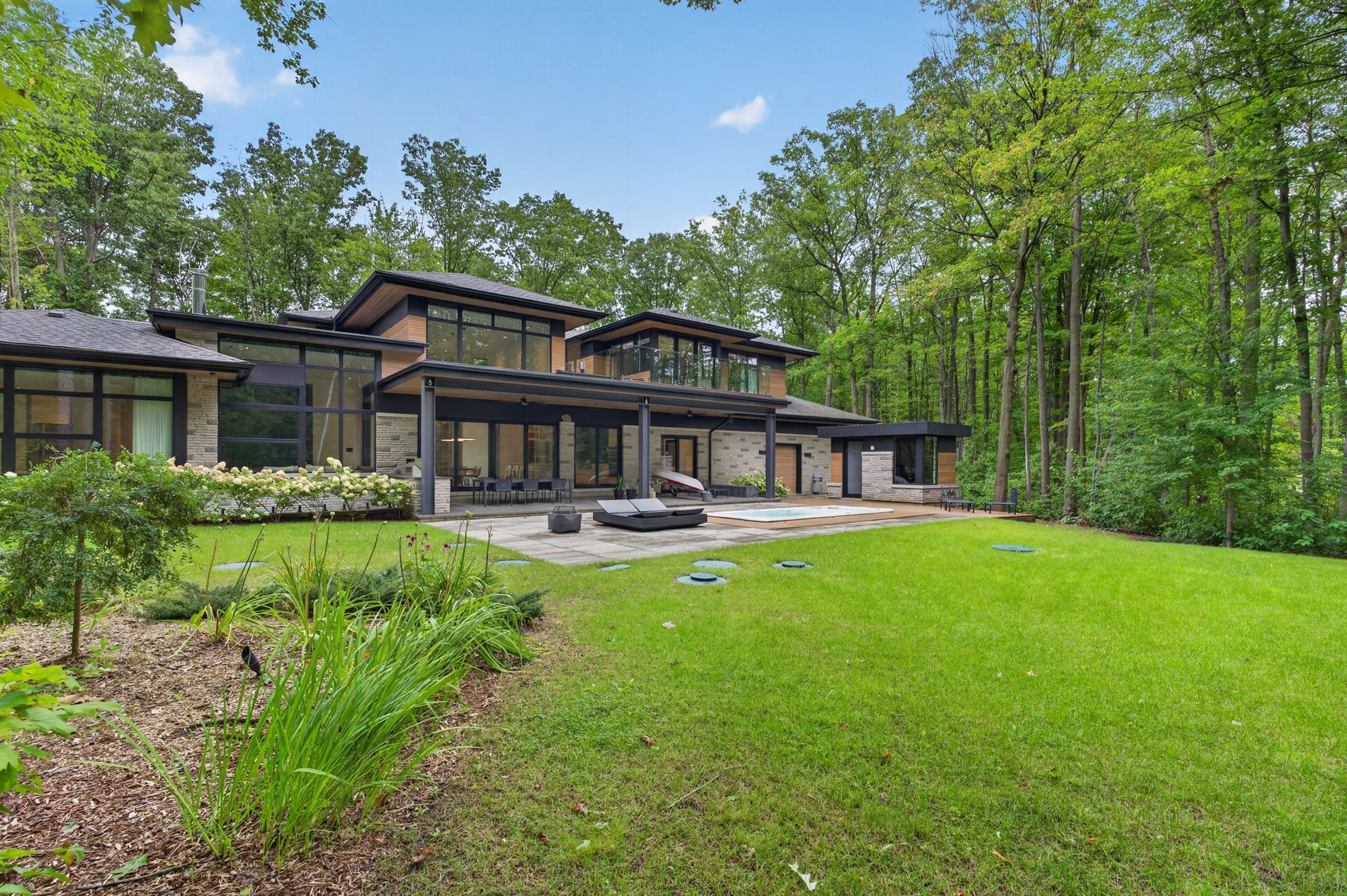 Modern Masterpiece