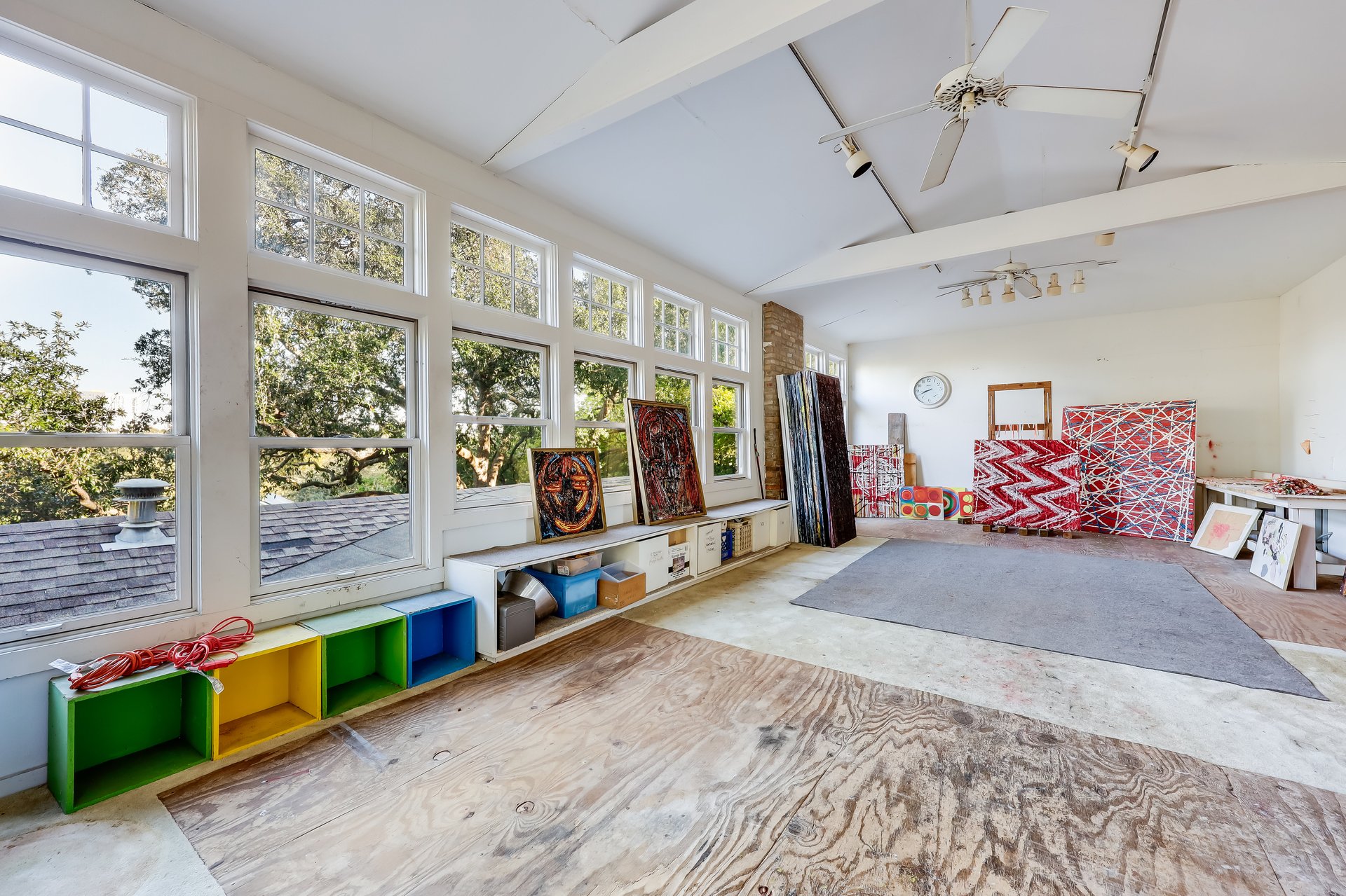 1511 Rainbow Bend