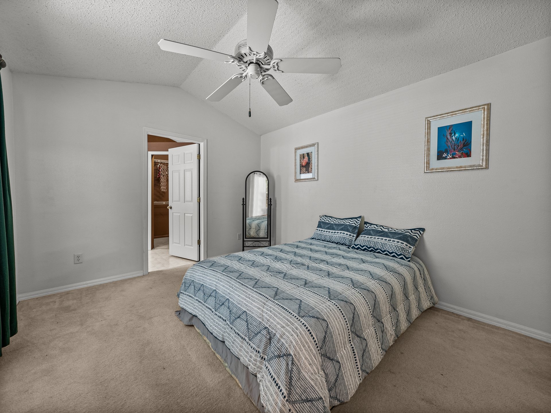 22829 SAINT THOMAS CIR