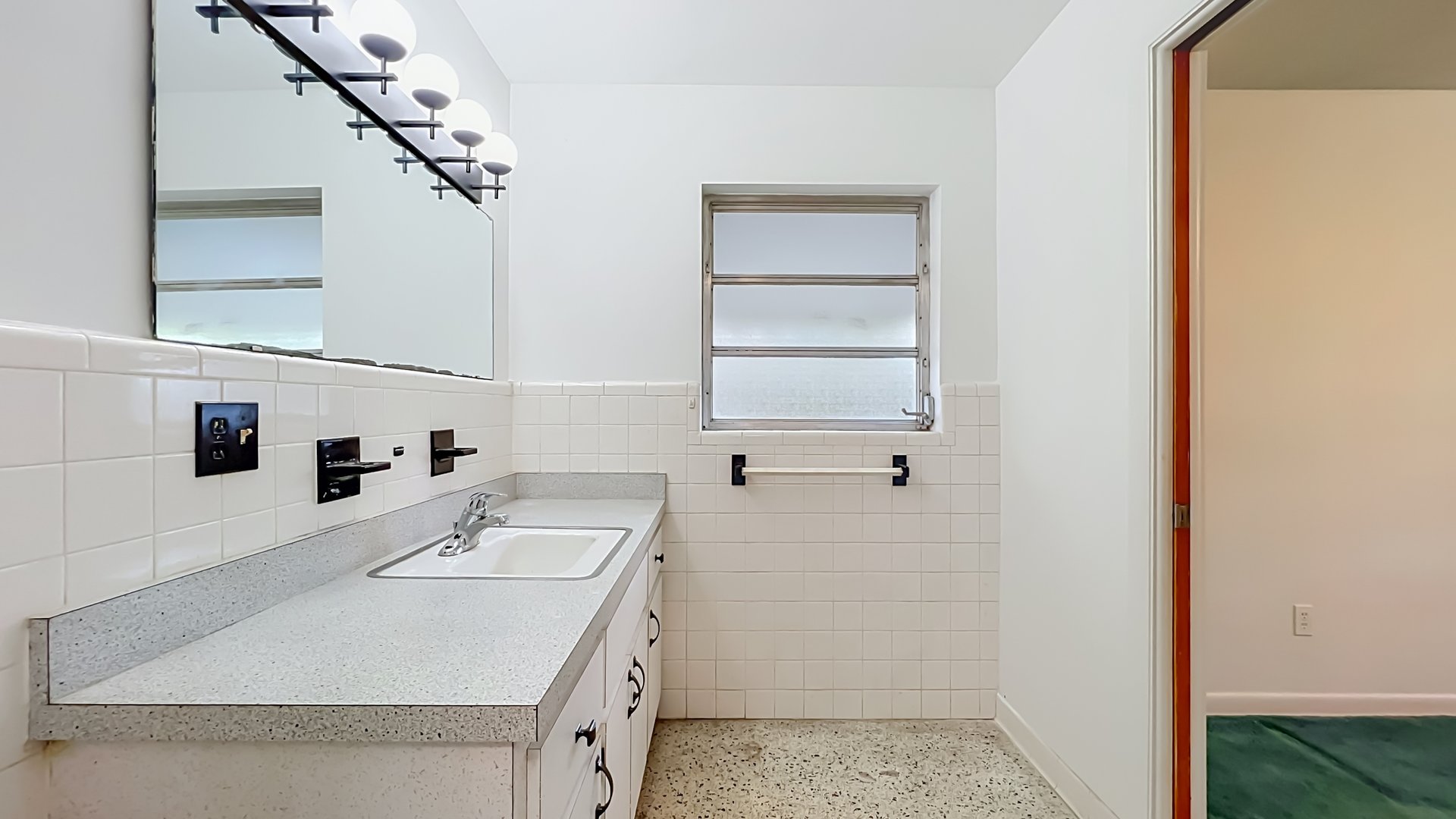 Colonialtown 3-Bedroom 1.5-Bathroom Home with Terrazo Floors