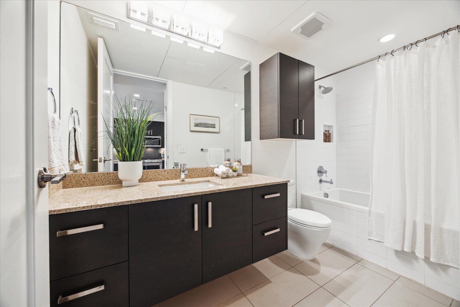 222 West Avenue #2403