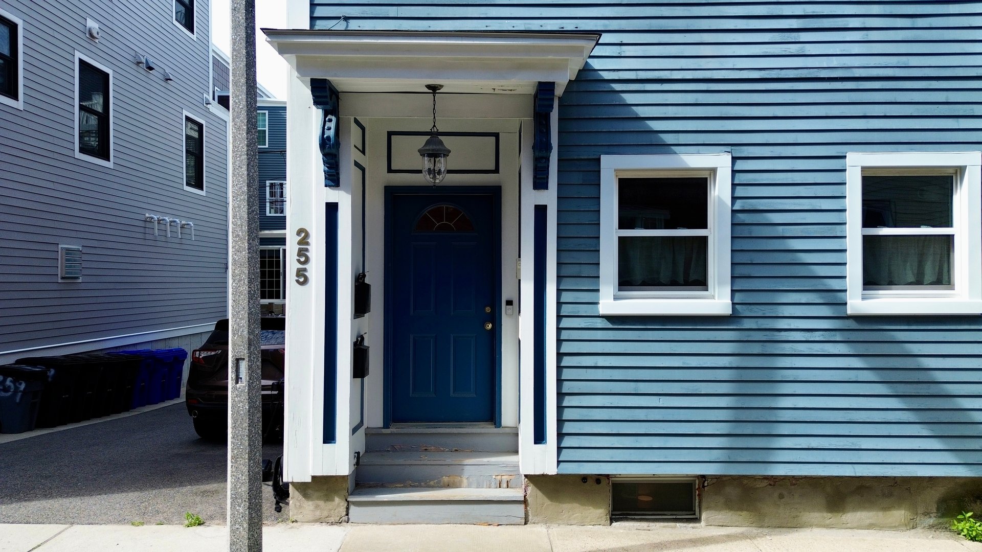 255 Gold Street
