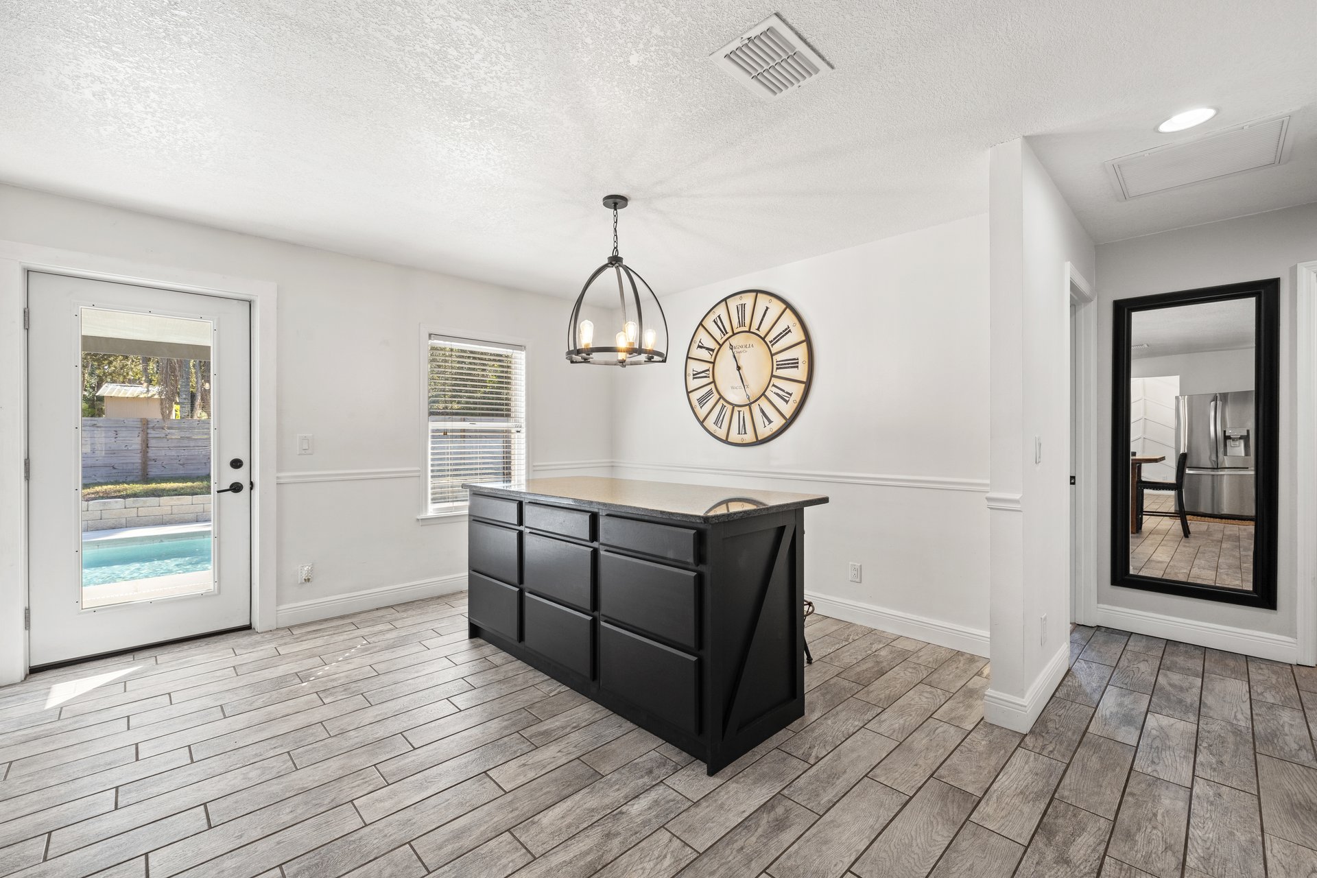 12414 FORT KING RD