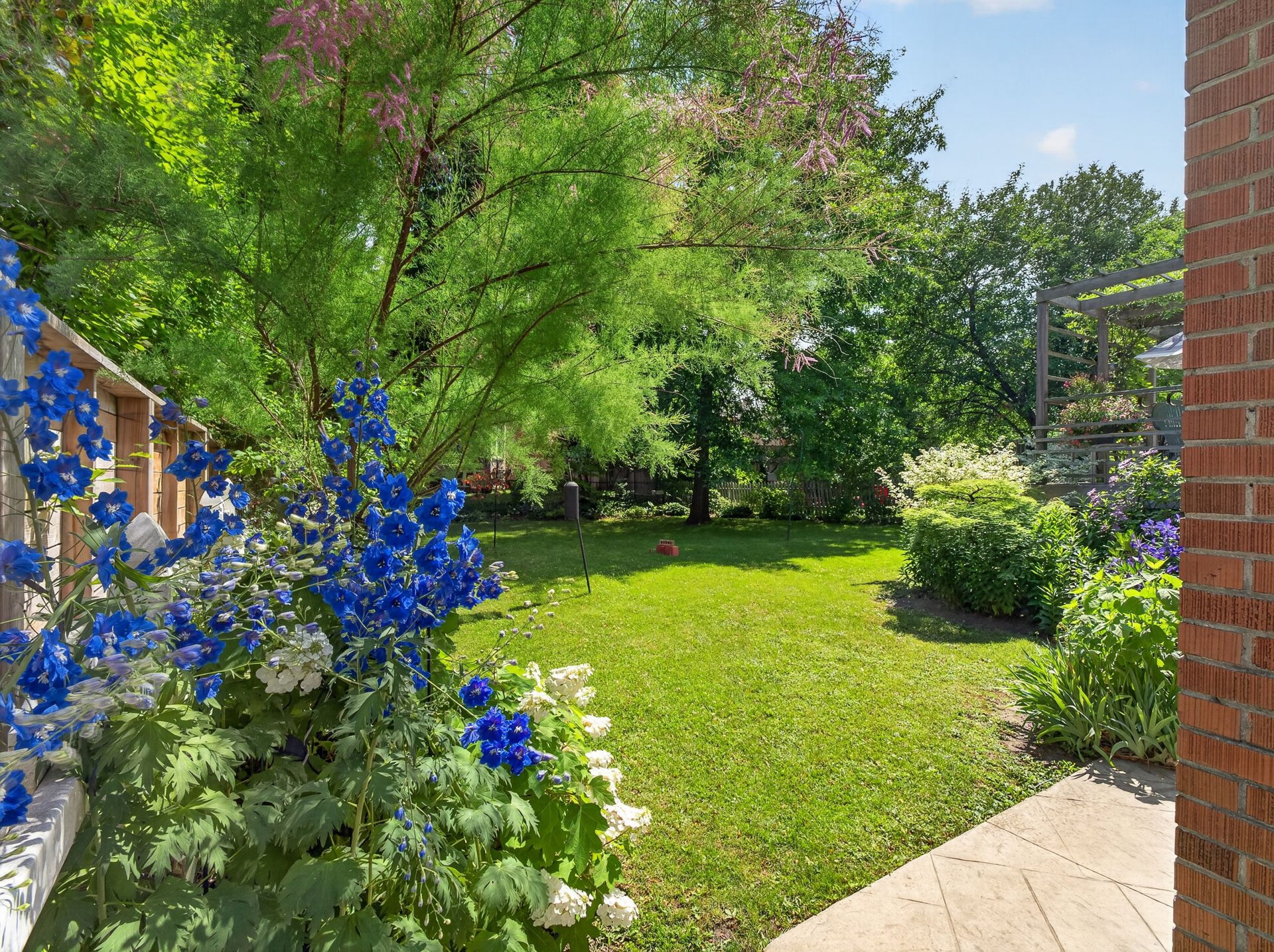 SOLD: Meticulously Maintained Residence