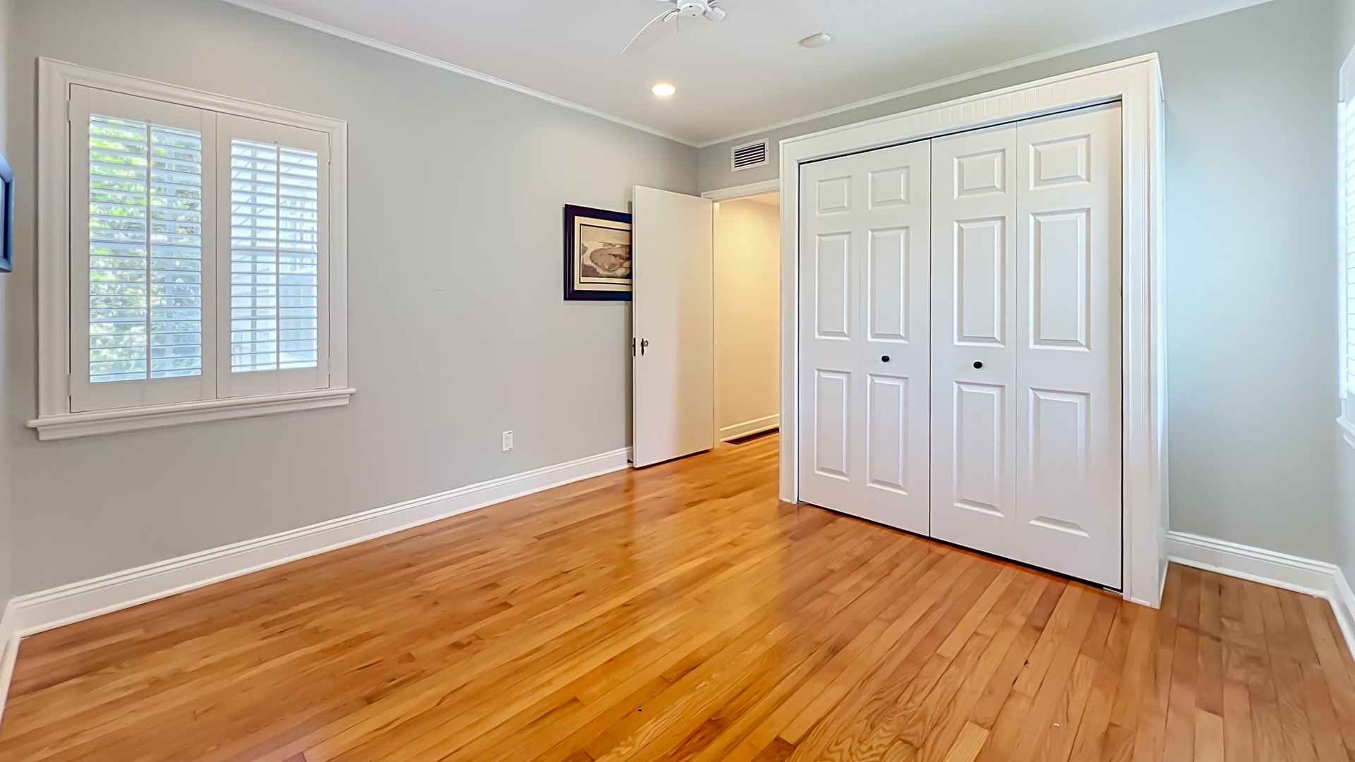 Three-Bedroom Two-Bathroom Bungalow in Orlando's Beverly Shores