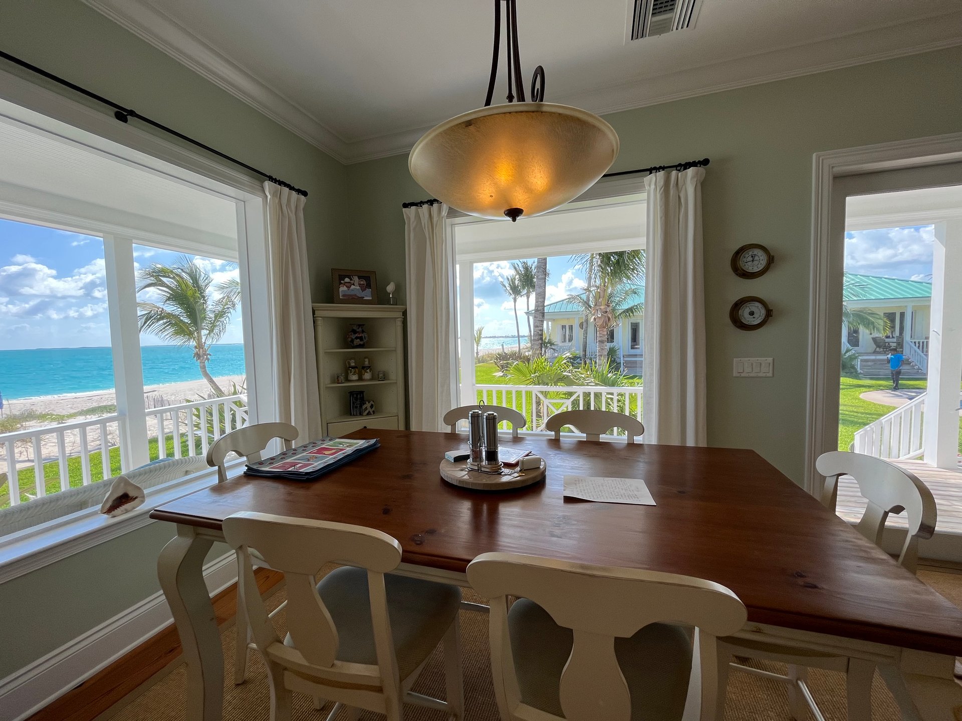 #10 The Cottages