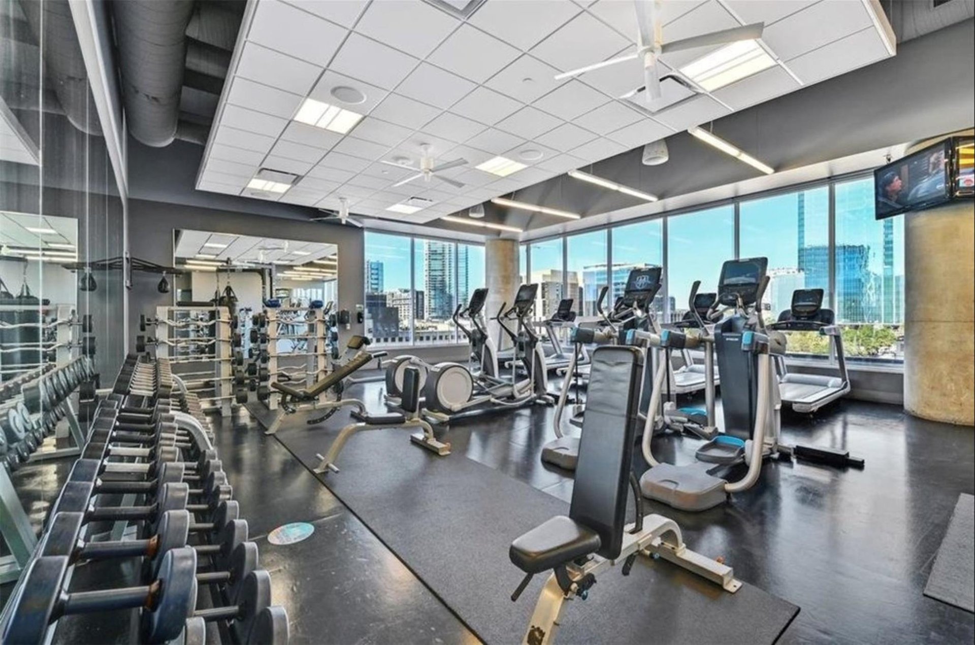 210 Lavaca Street #3209