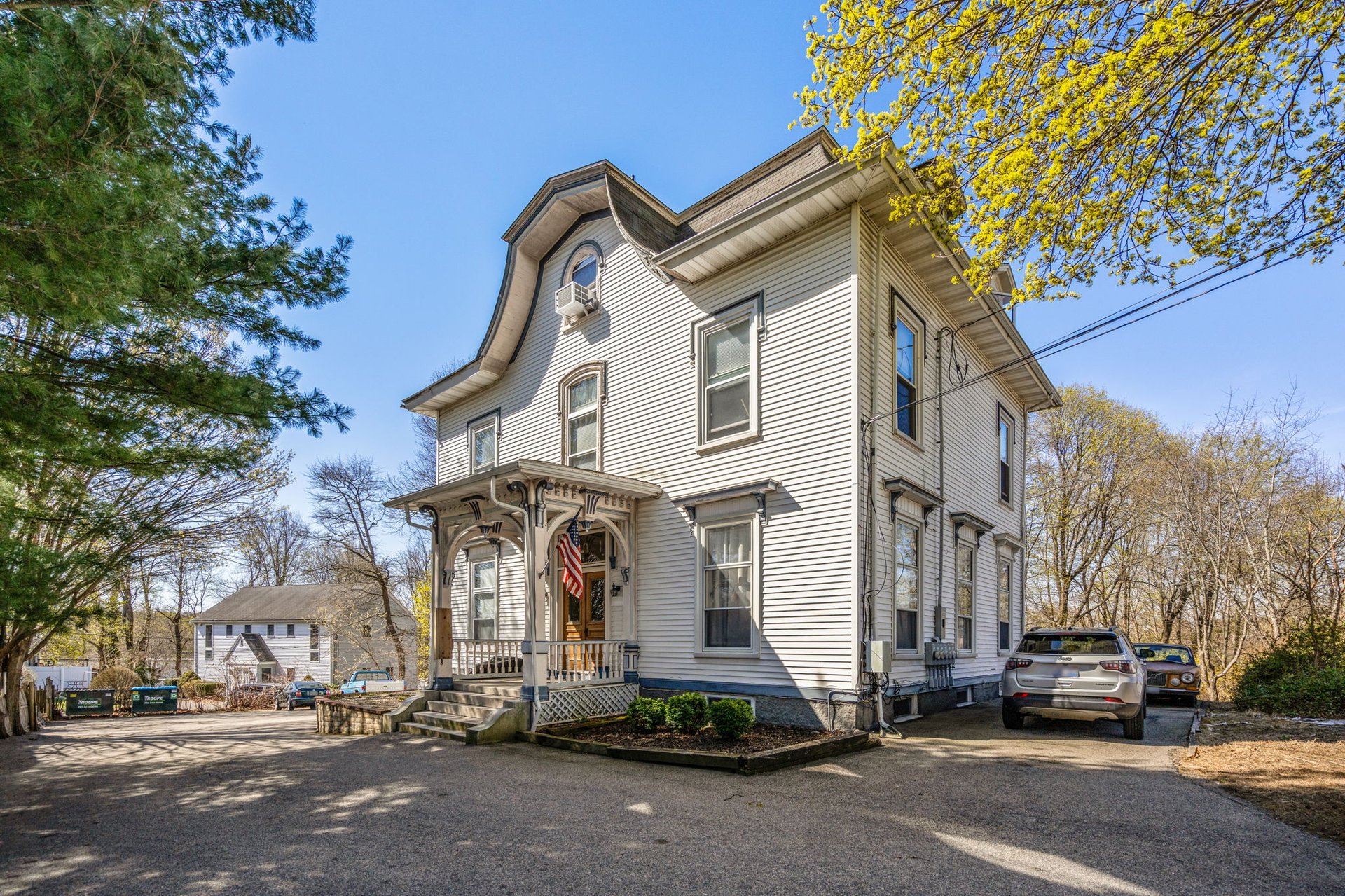 391 Elm St