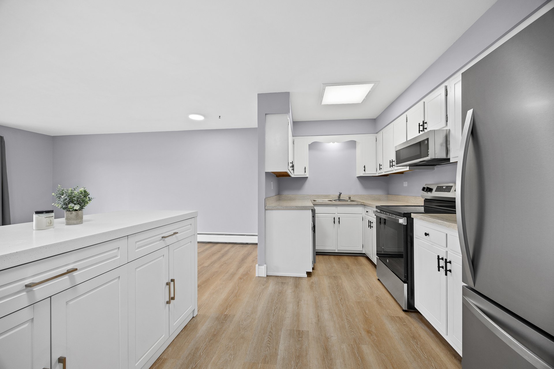 4221 Saratoga Ave