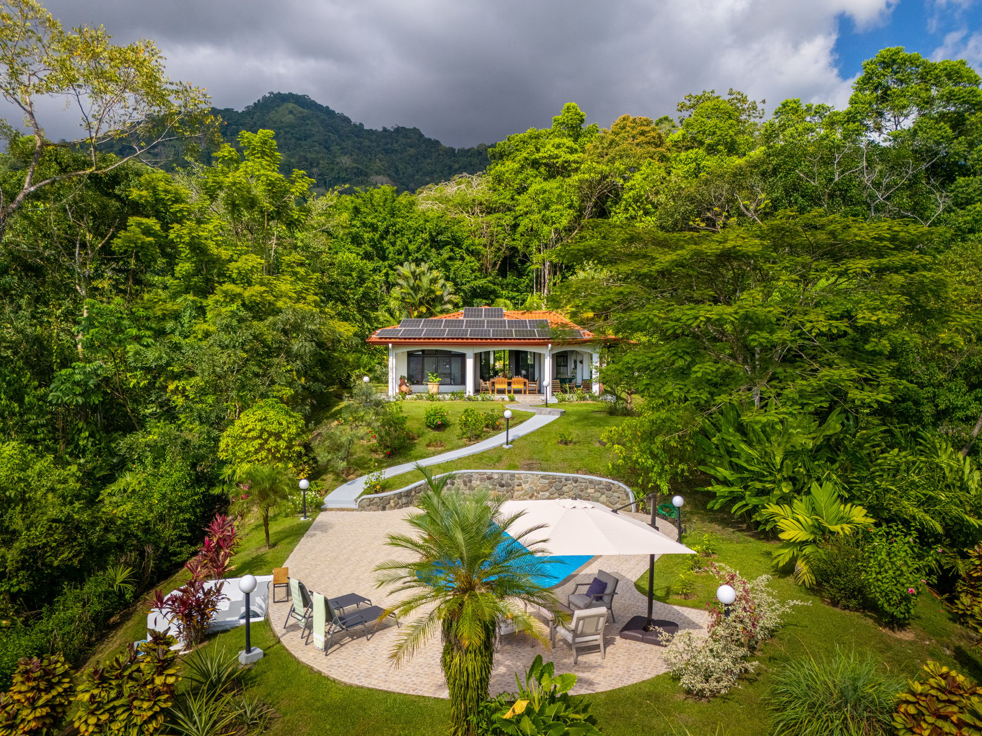  Villa Allamanda, Privacy Galore, Ocean, Jungle and Mountain Views